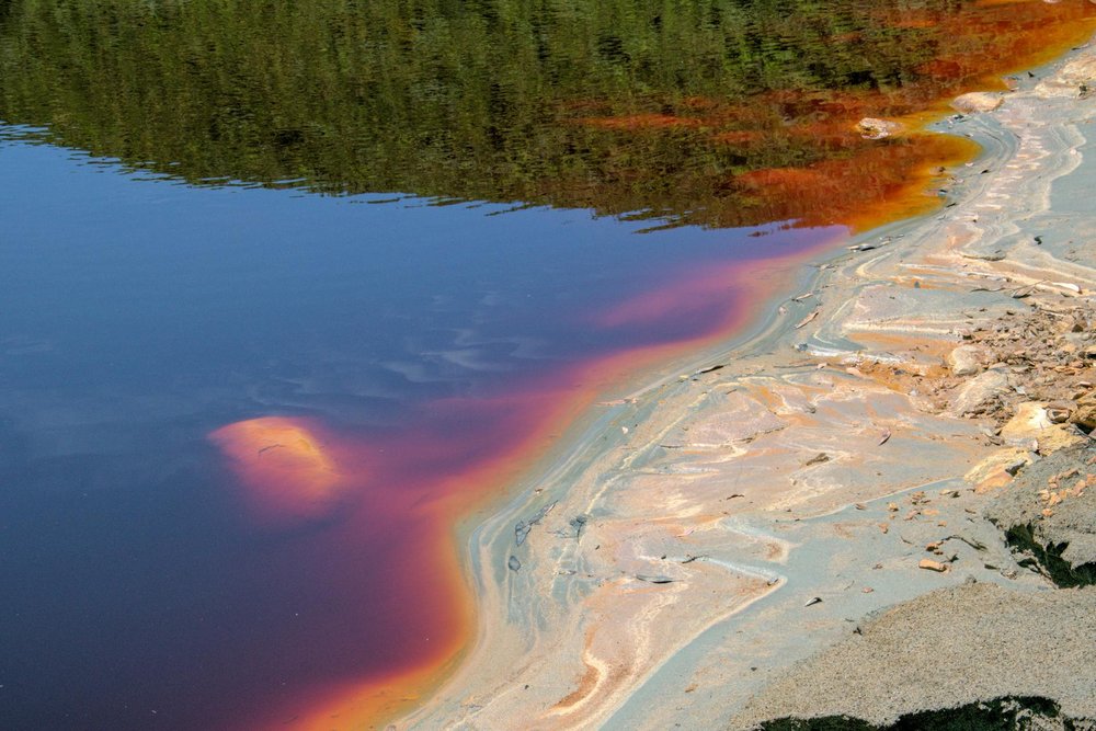 See the Rio Tinto River Spain
